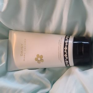 Marc Jacobs Daisy Body Lotion